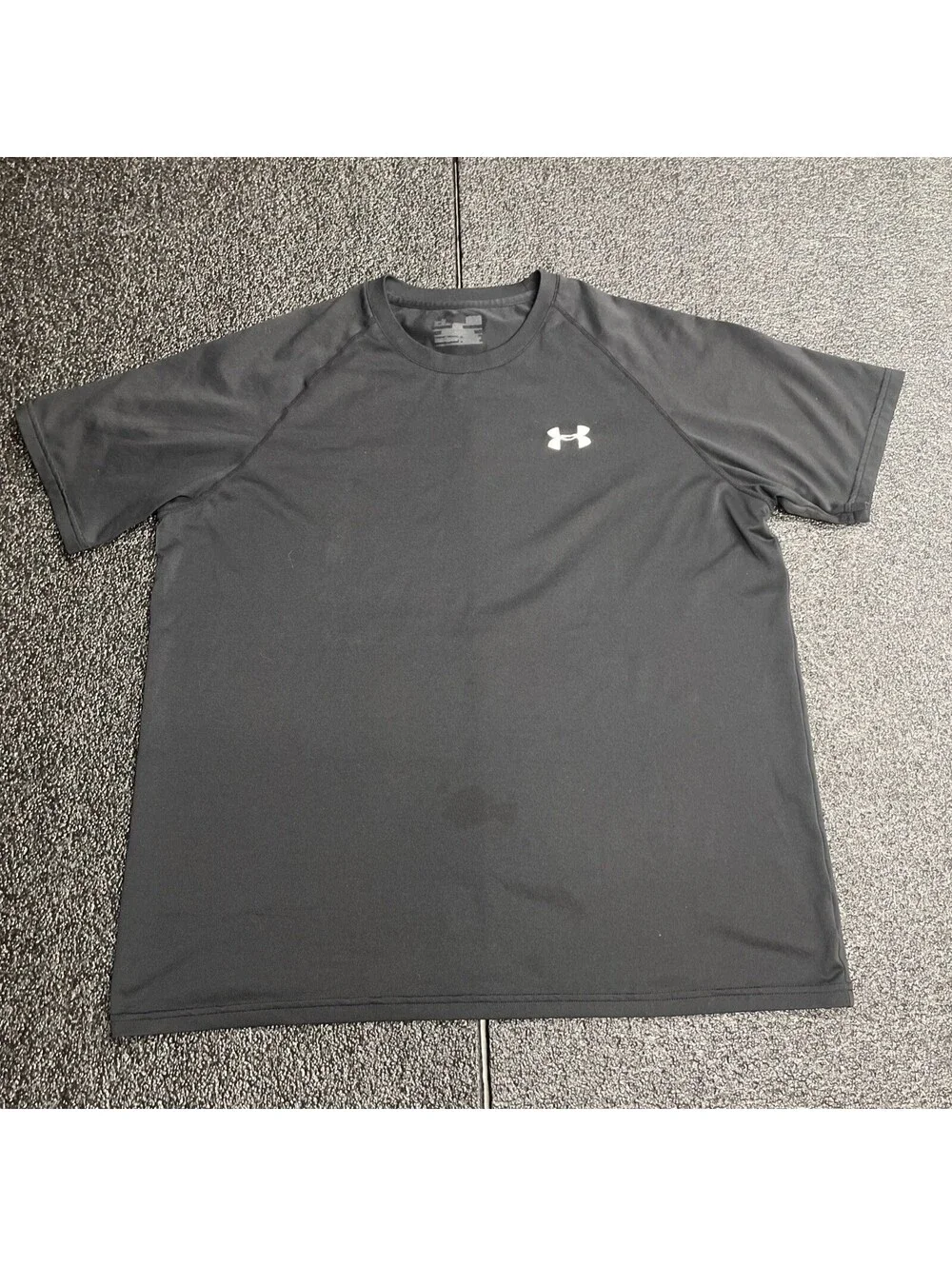 Under Armour Mens Gray Black Heatgear Loose Workout T-Shirt Size Large Lot Of 2